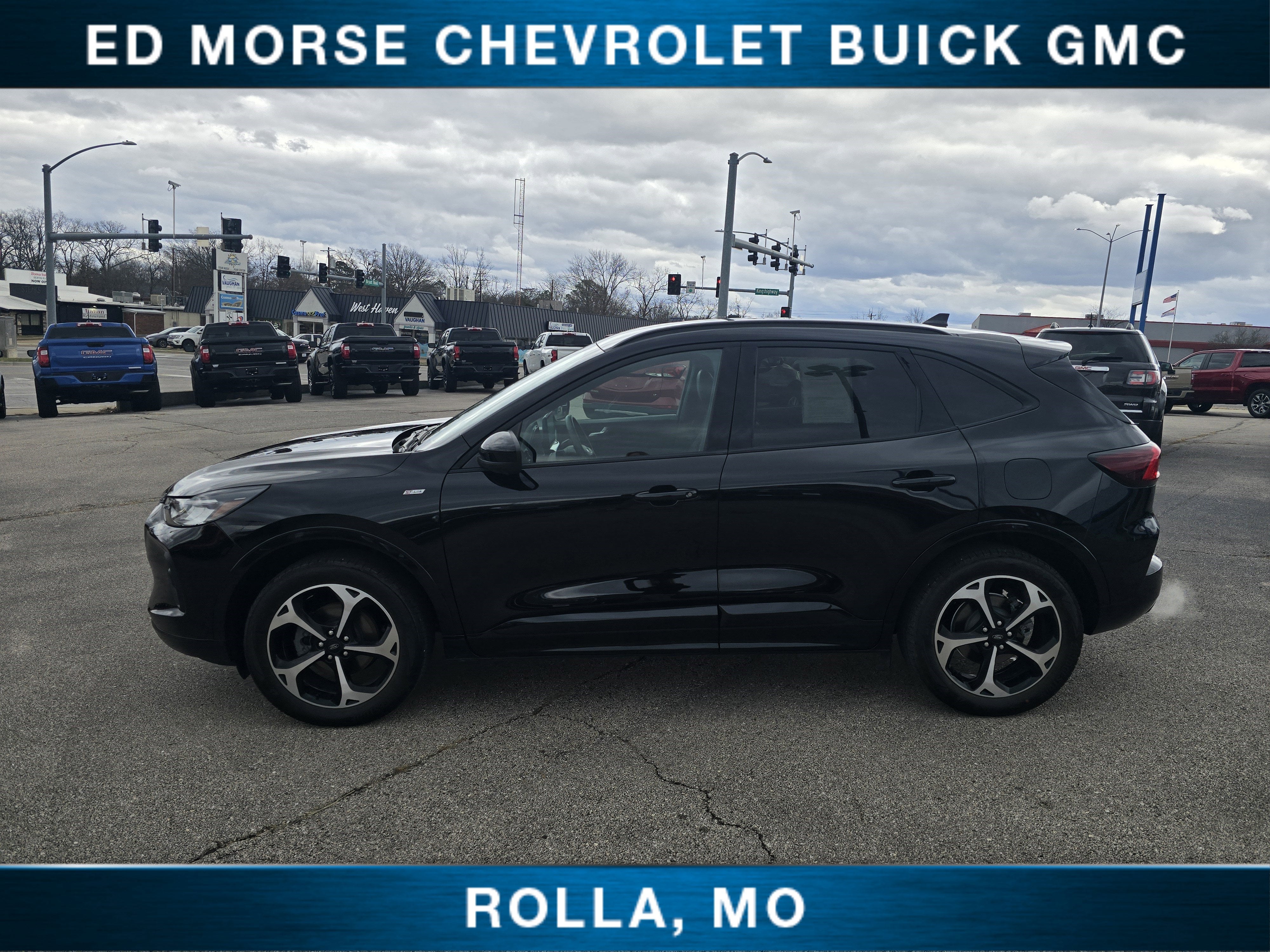 2024 Ford Escape ST-Line Select