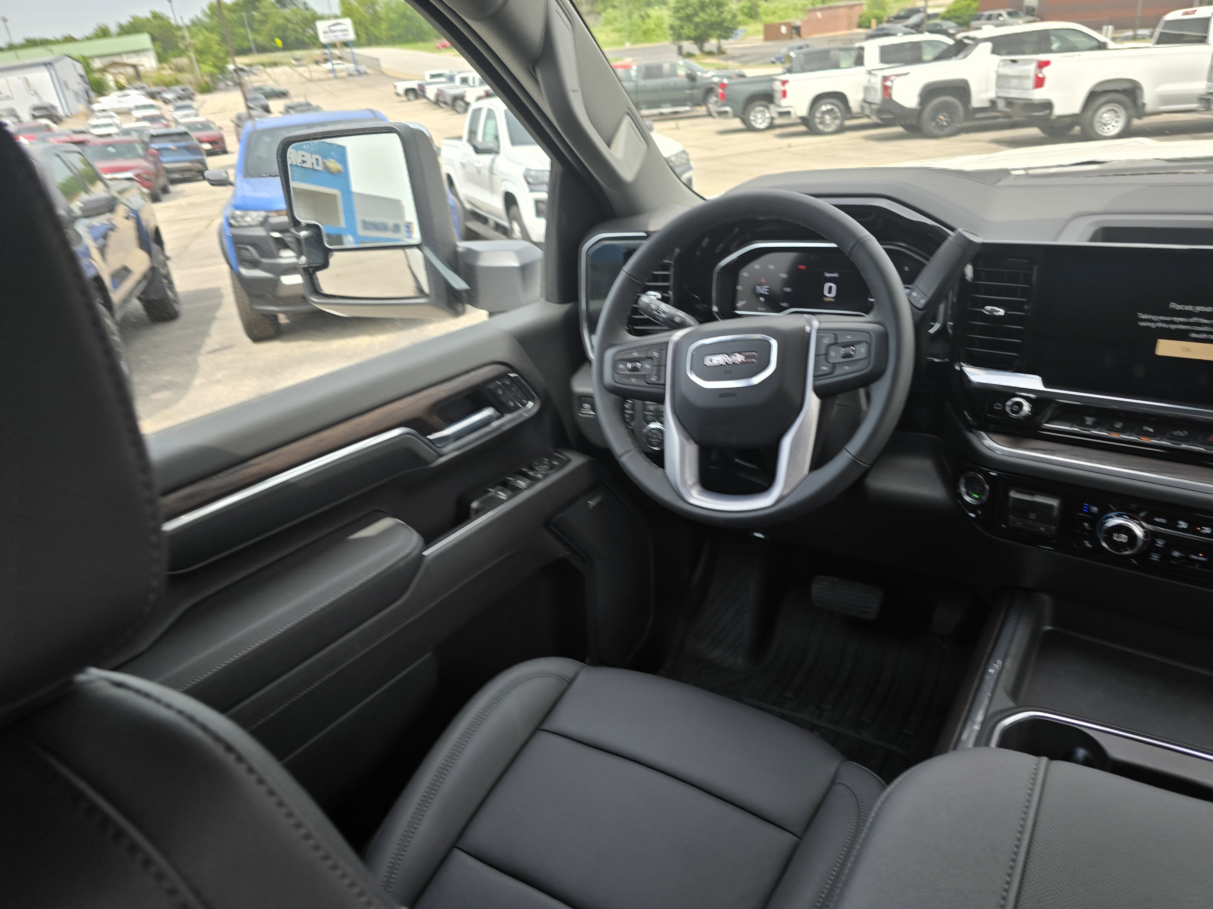 2025 GMC Sierra 2500 HD SLT