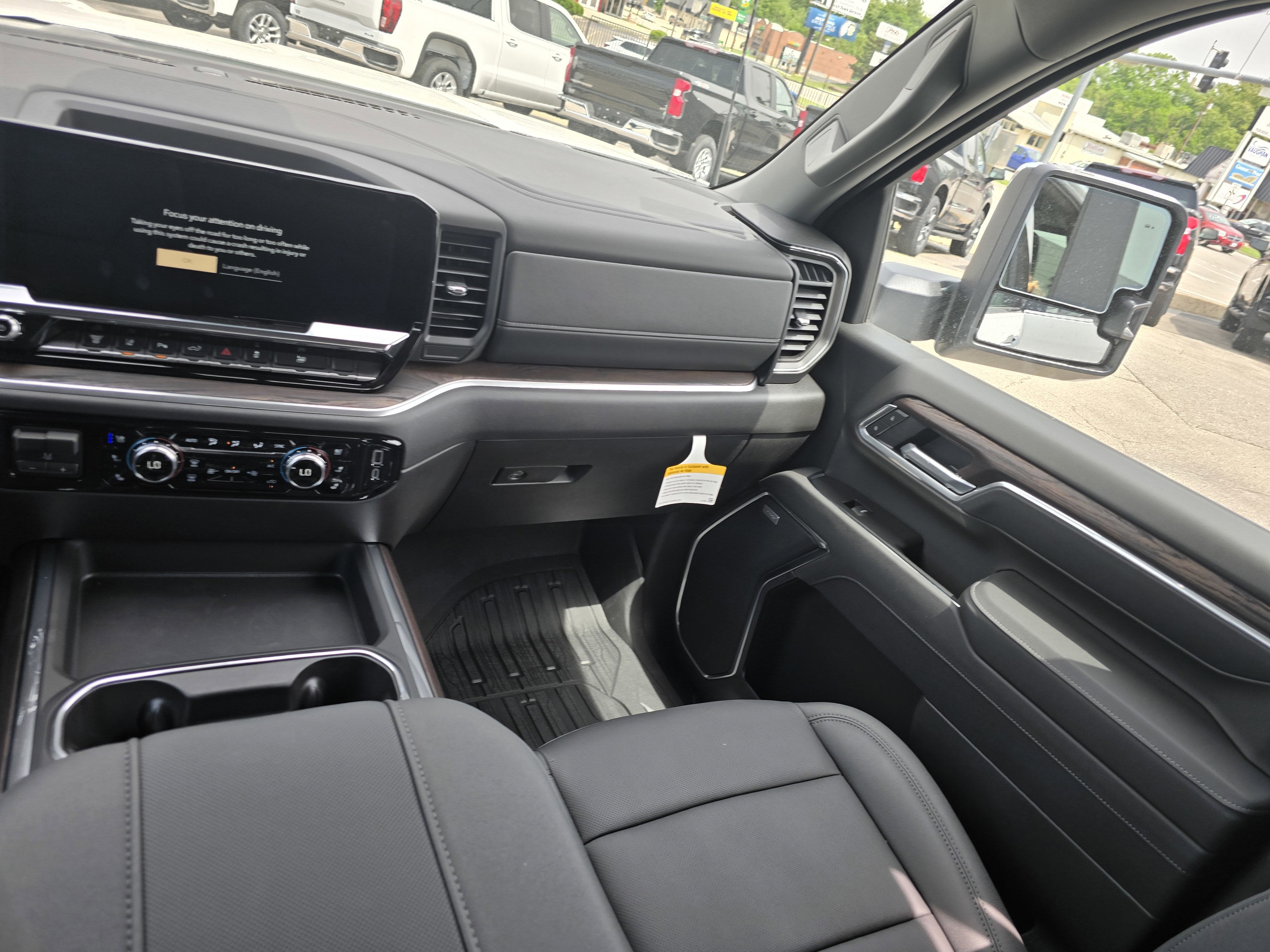 2025 GMC Sierra 2500 HD SLT