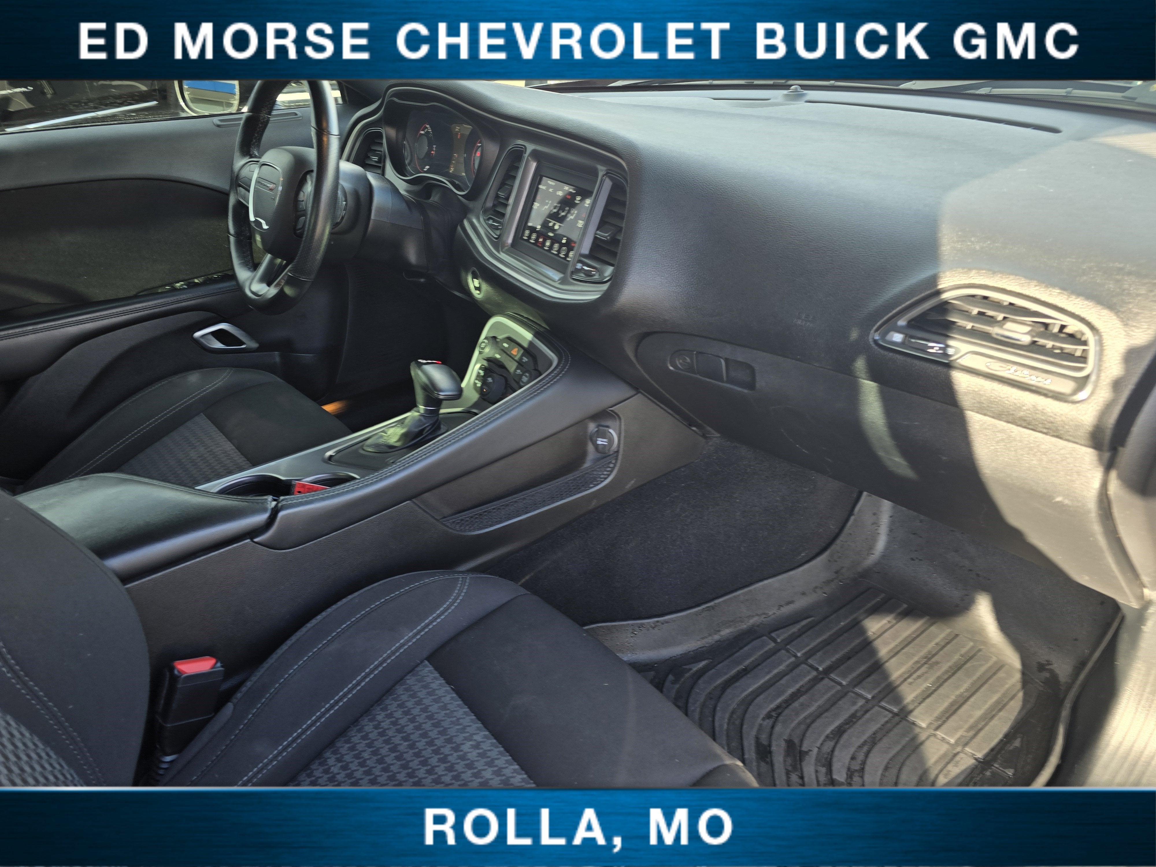 2022 Dodge Challenger SXT