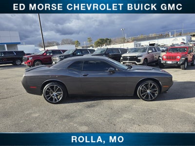 2022 Dodge Challenger SXT