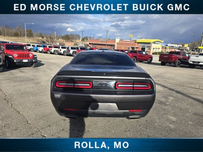 2022 Dodge Challenger SXT