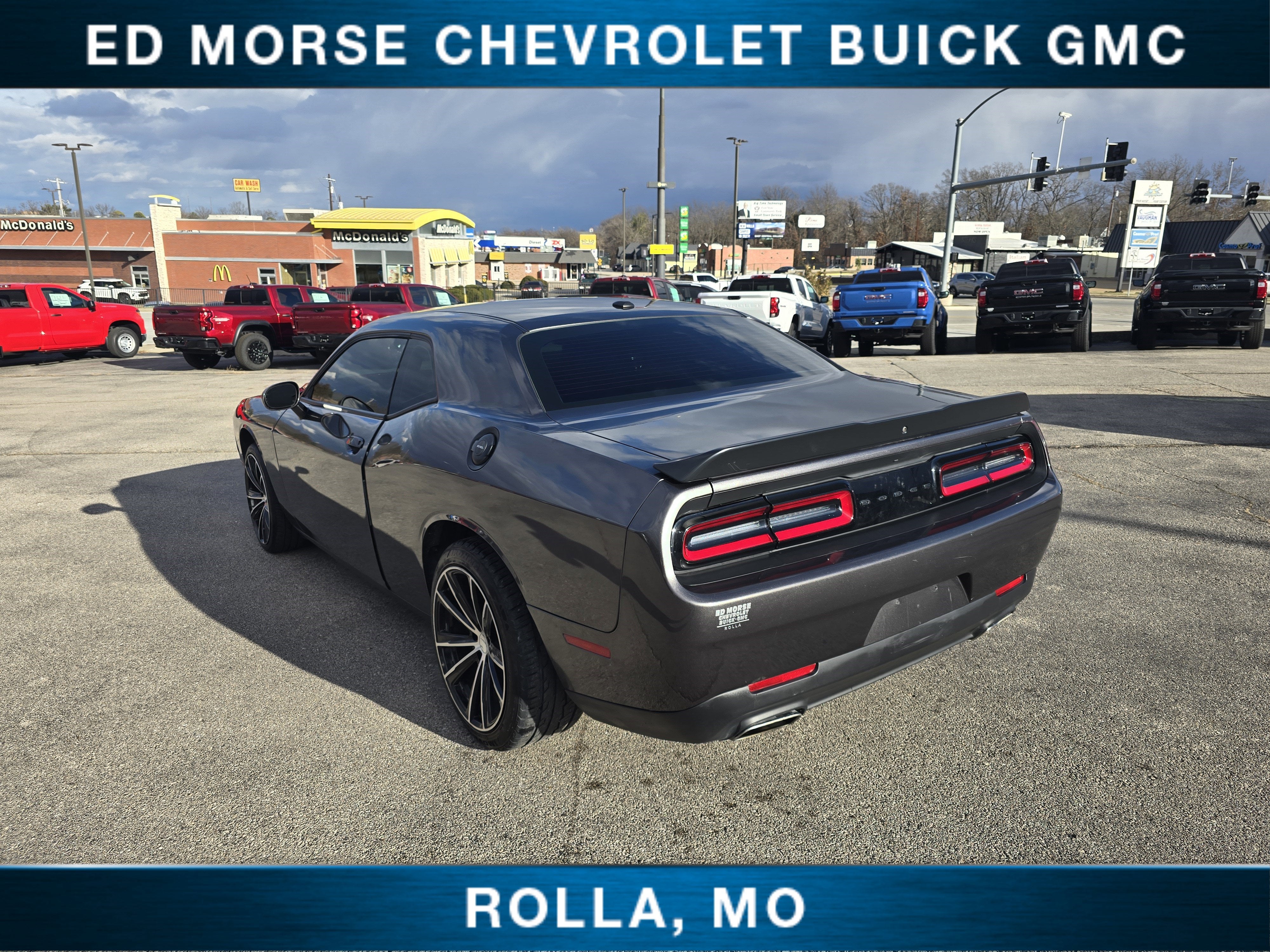 2022 Dodge Challenger SXT