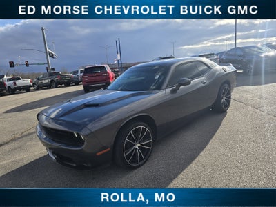 2022 Dodge Challenger SXT