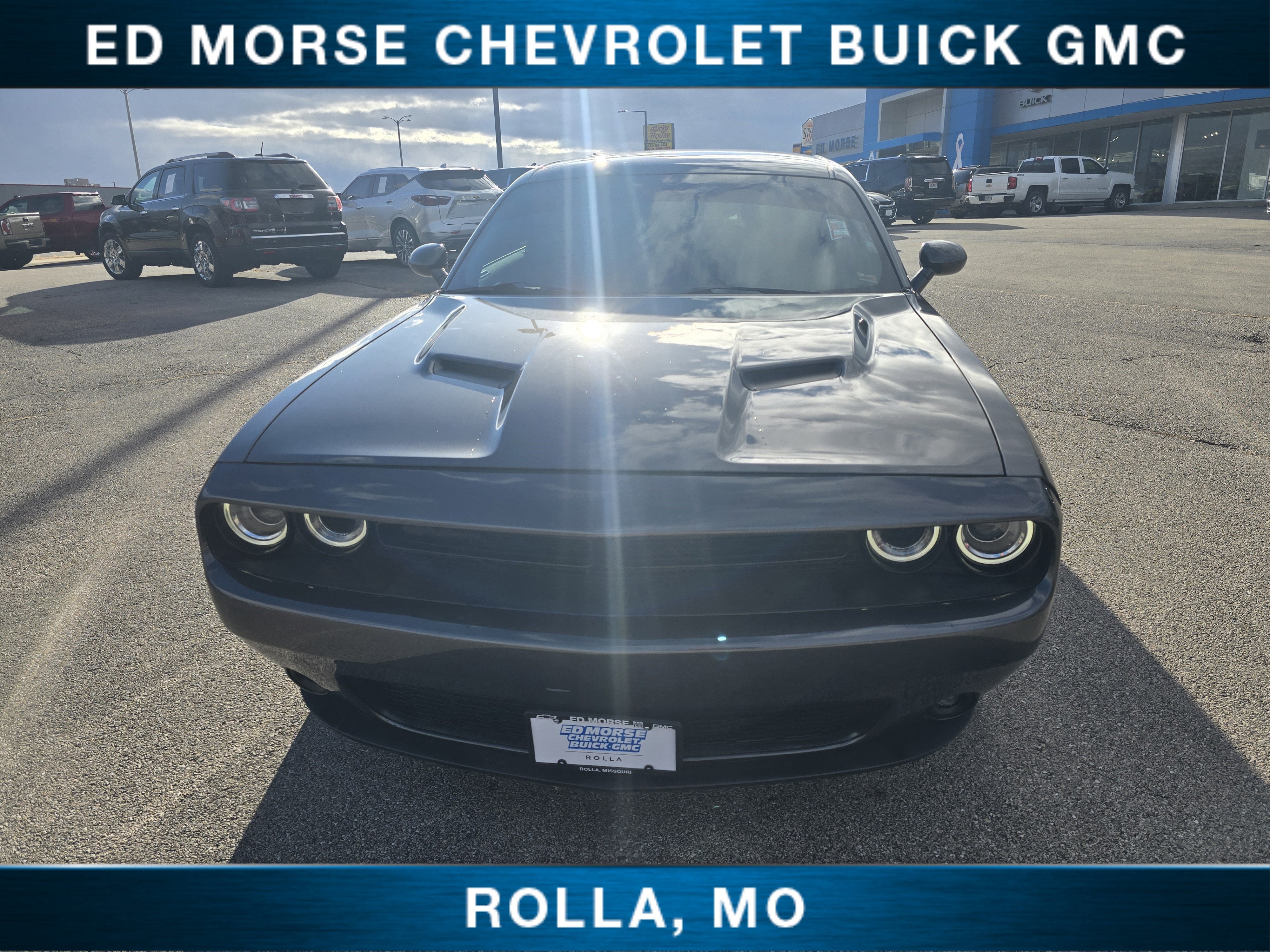 2022 Dodge Challenger SXT