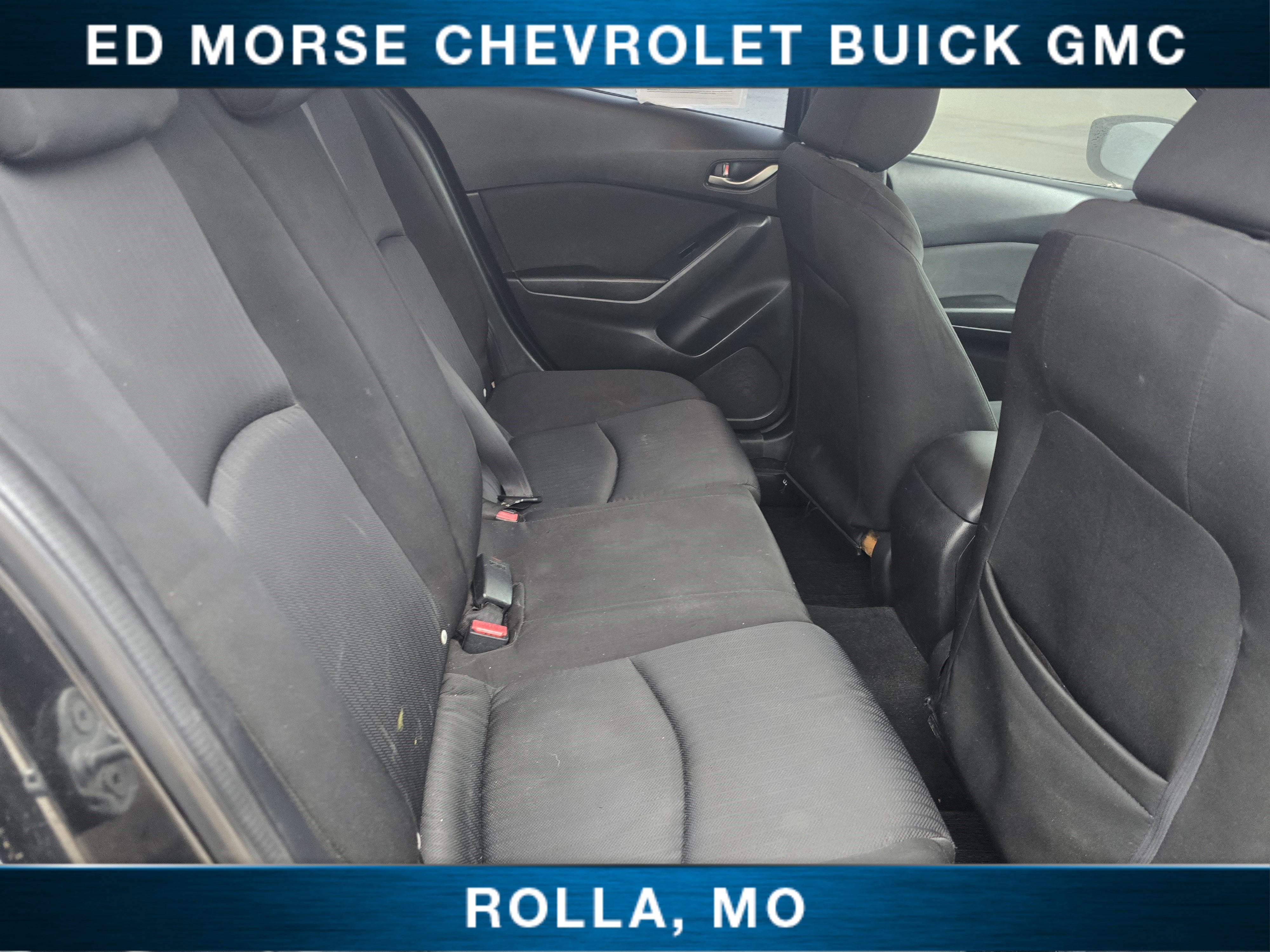 2015 Mazda Mazda3 i Sport