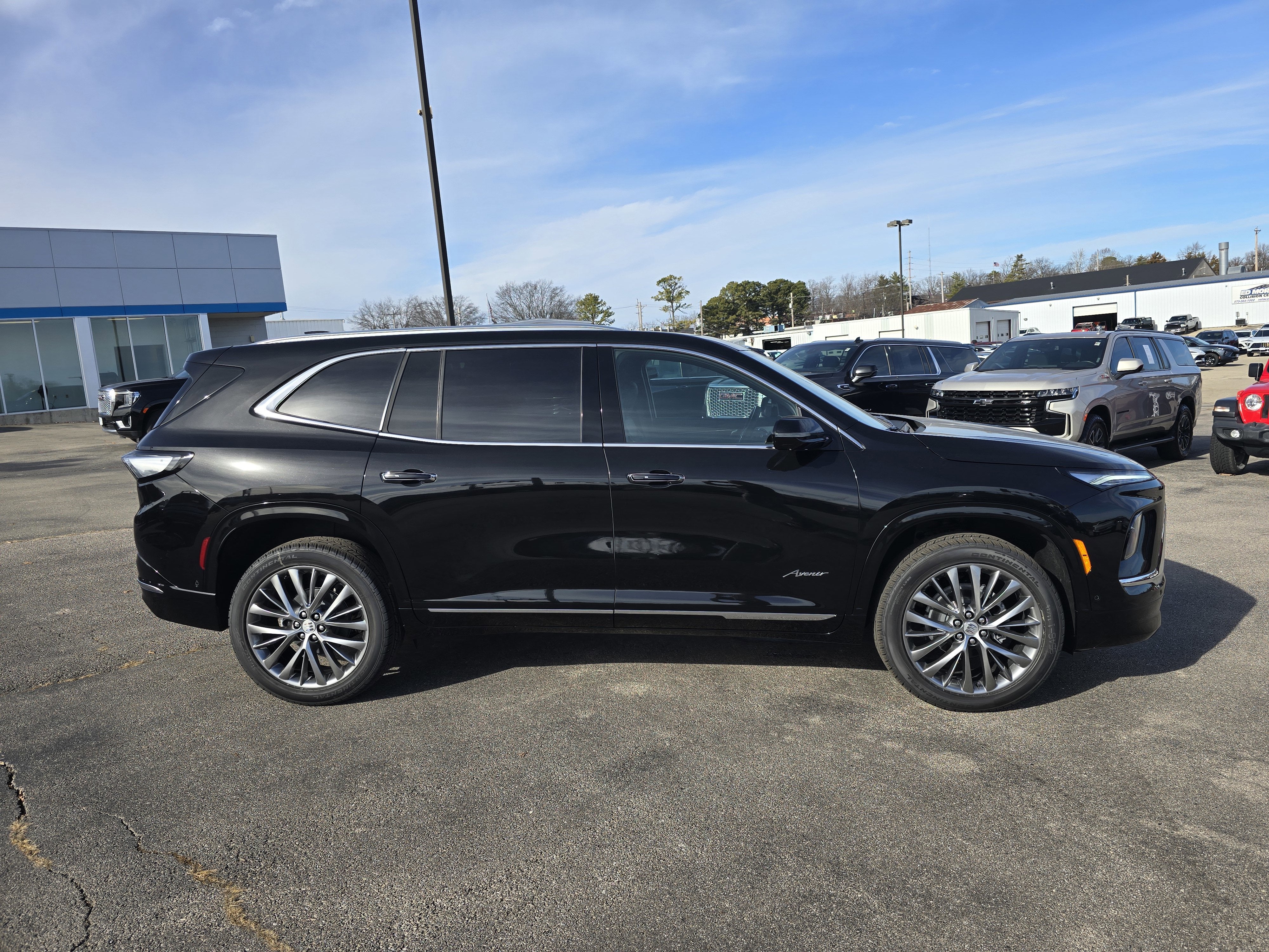 2026 Buick Enclave Avenir