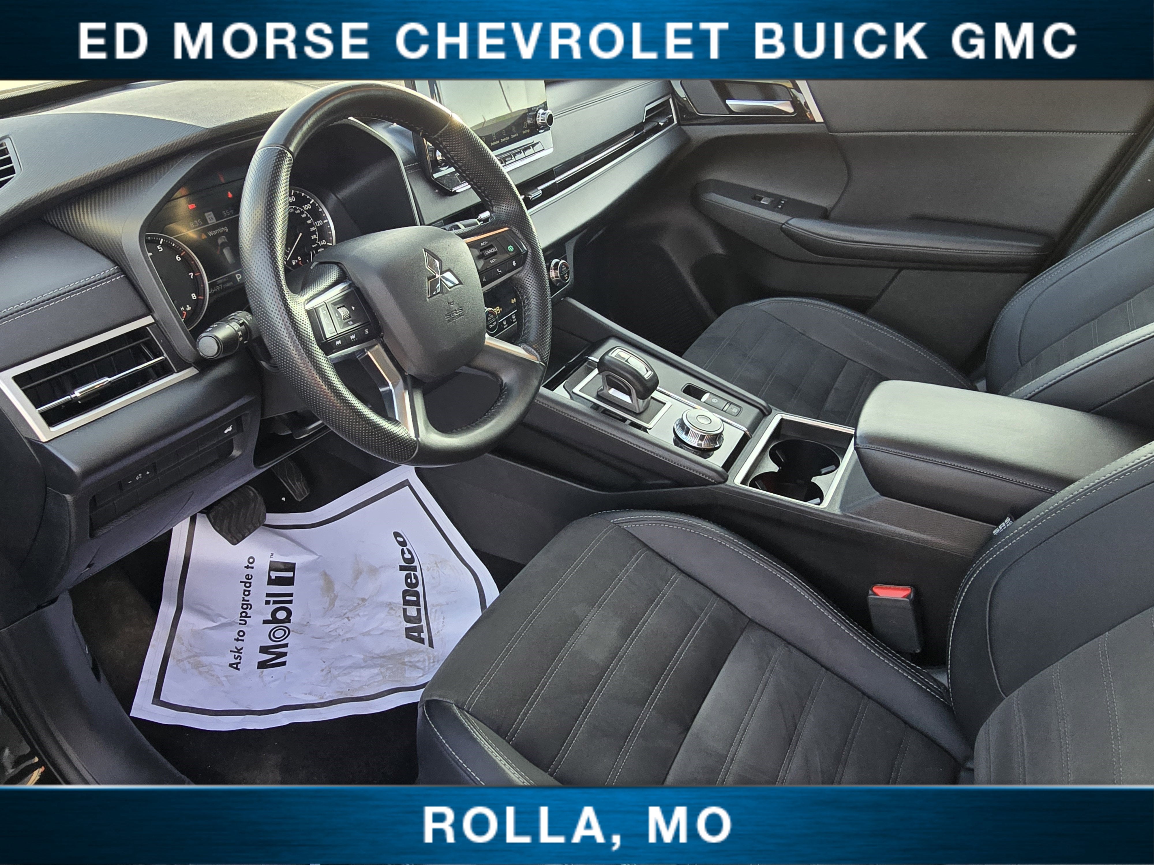 2024 Mitsubishi Outlander SE