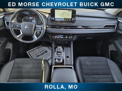 2024 Mitsubishi Outlander SE