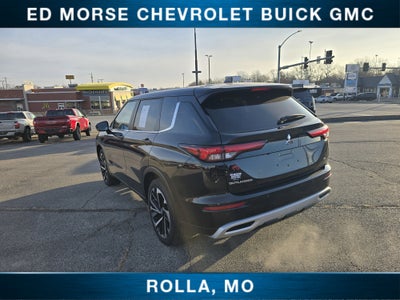 2024 Mitsubishi Outlander SE