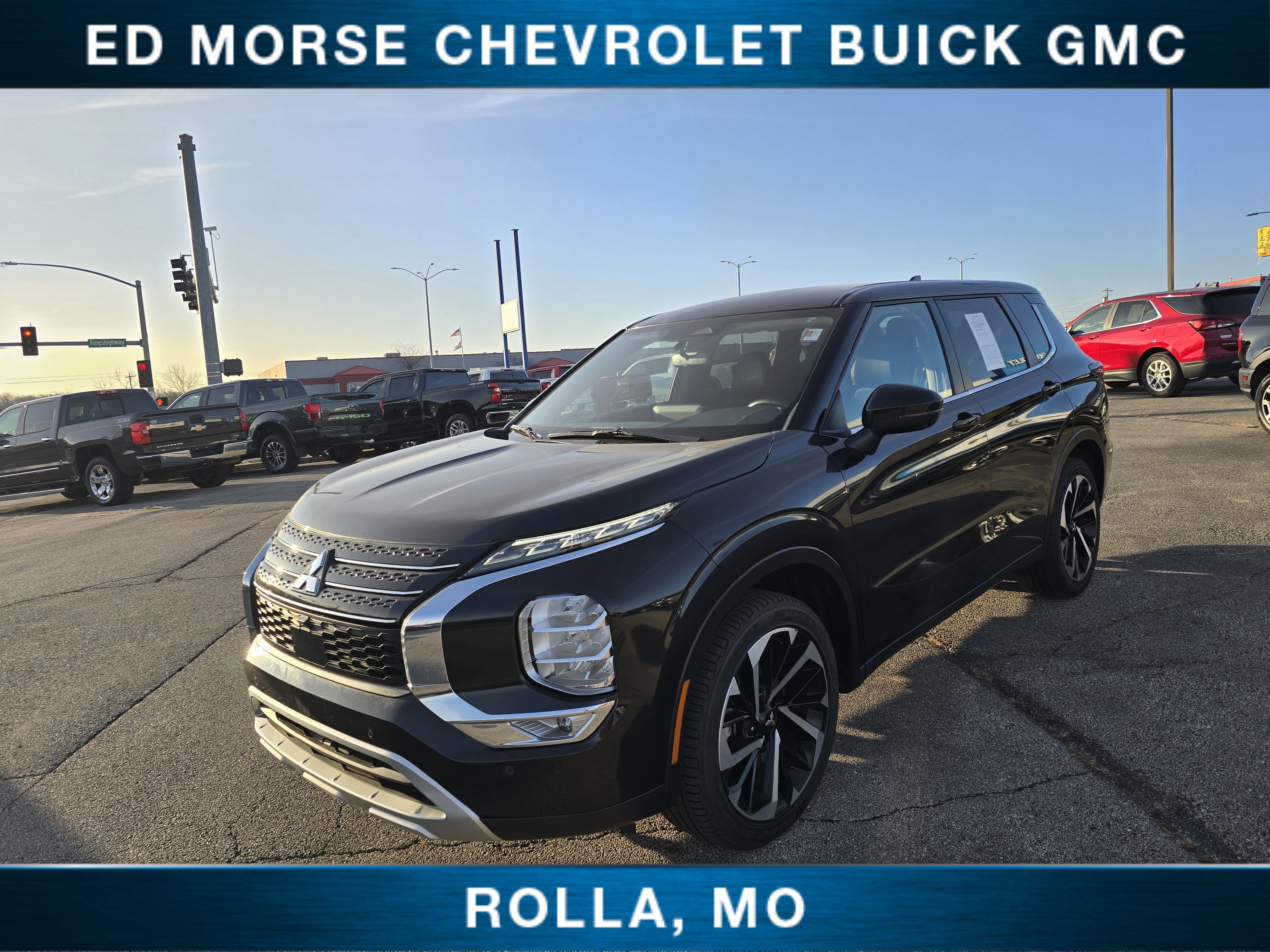 2024 Mitsubishi Outlander SE