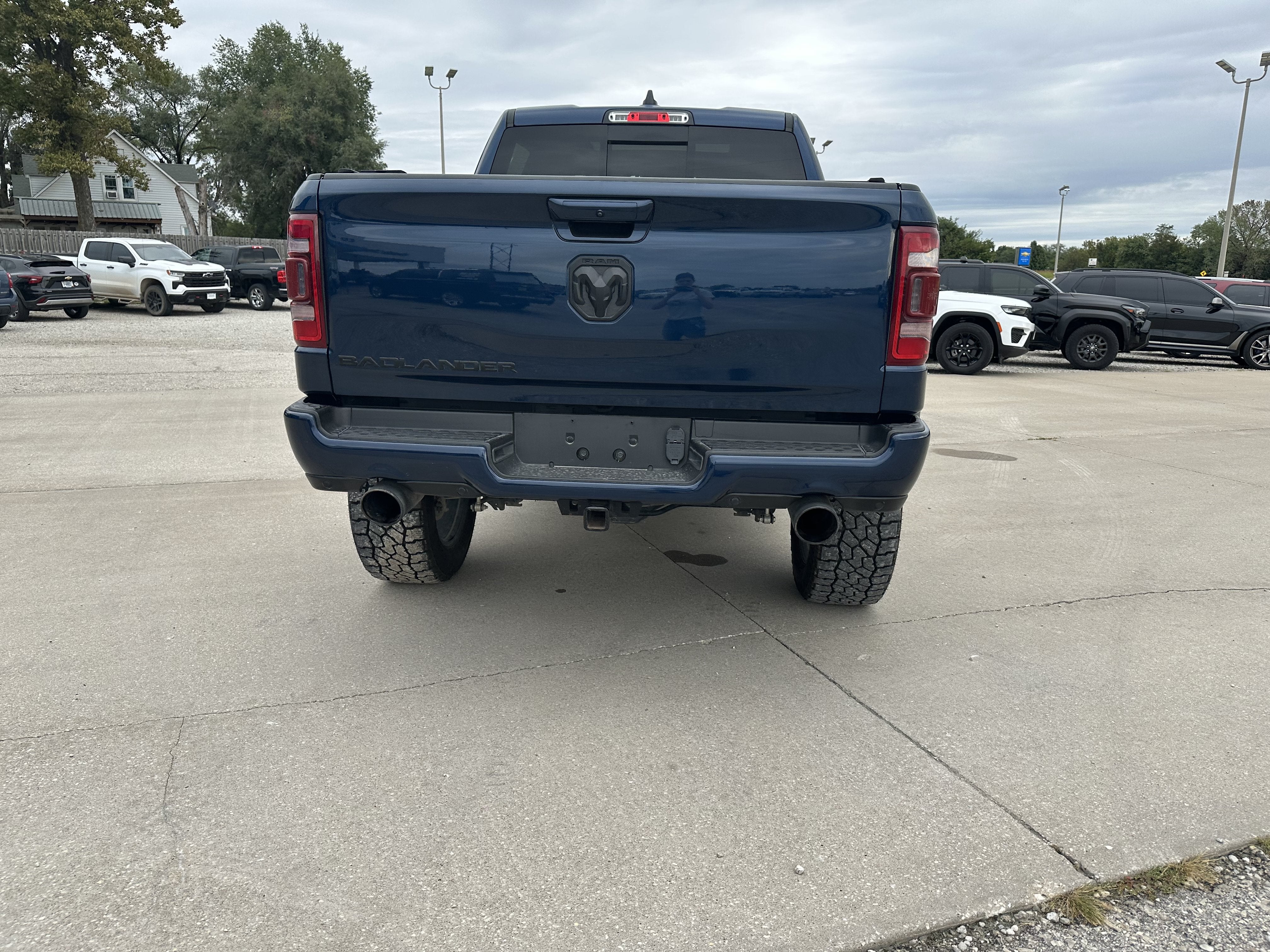 2022 RAM 1500 Laramie Crew Cab 4x4 5'7" Box