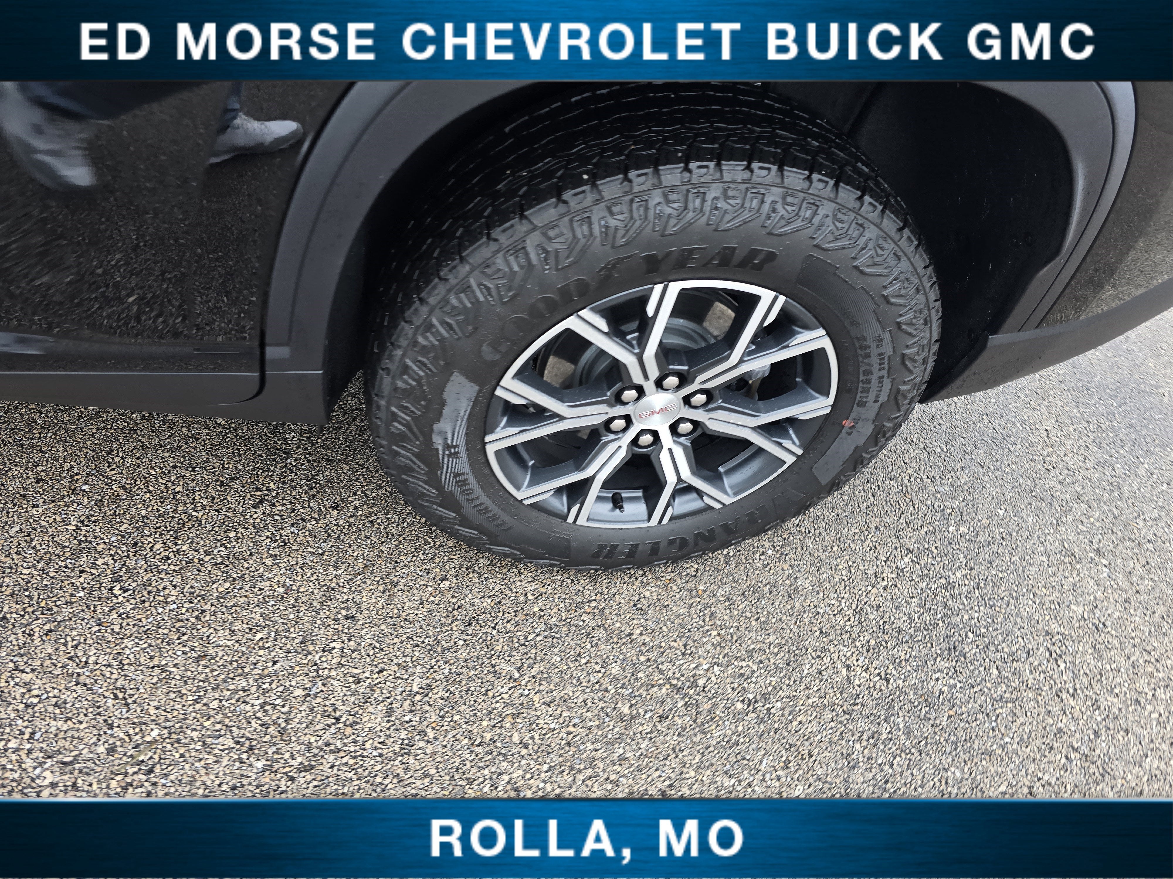 2026 GMC Acadia AT4