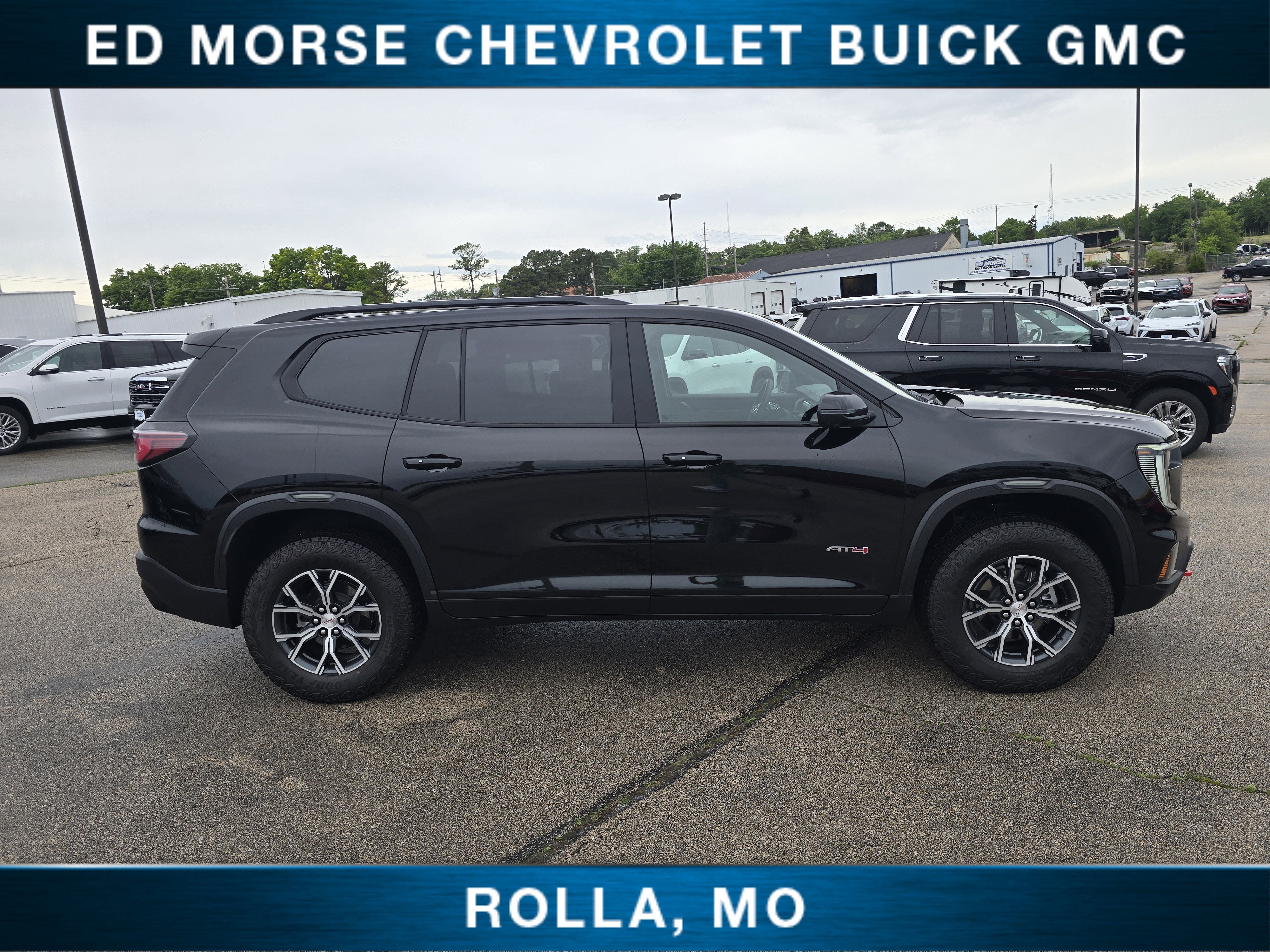 2026 GMC Acadia AT4
