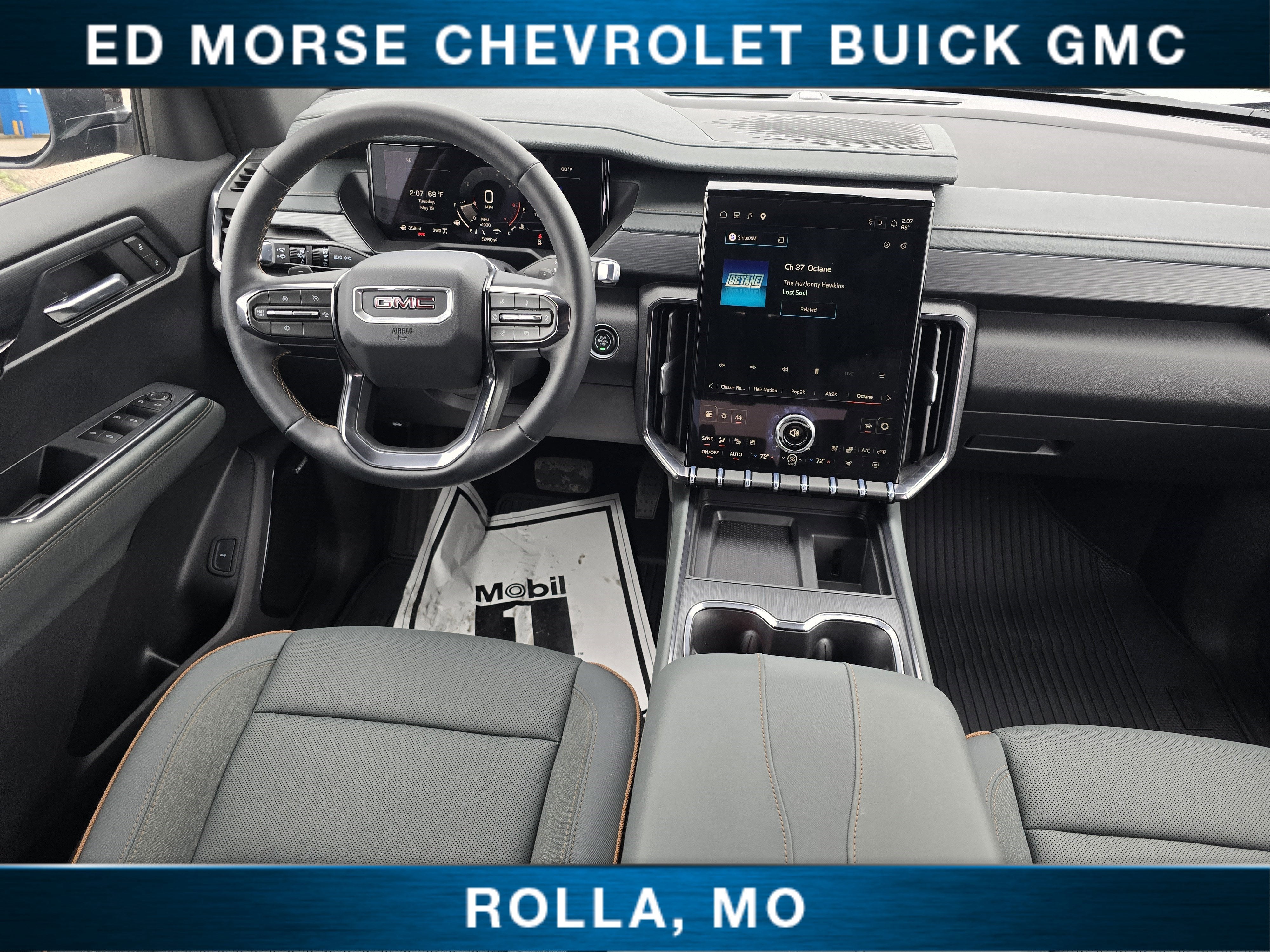 2026 GMC Acadia AT4