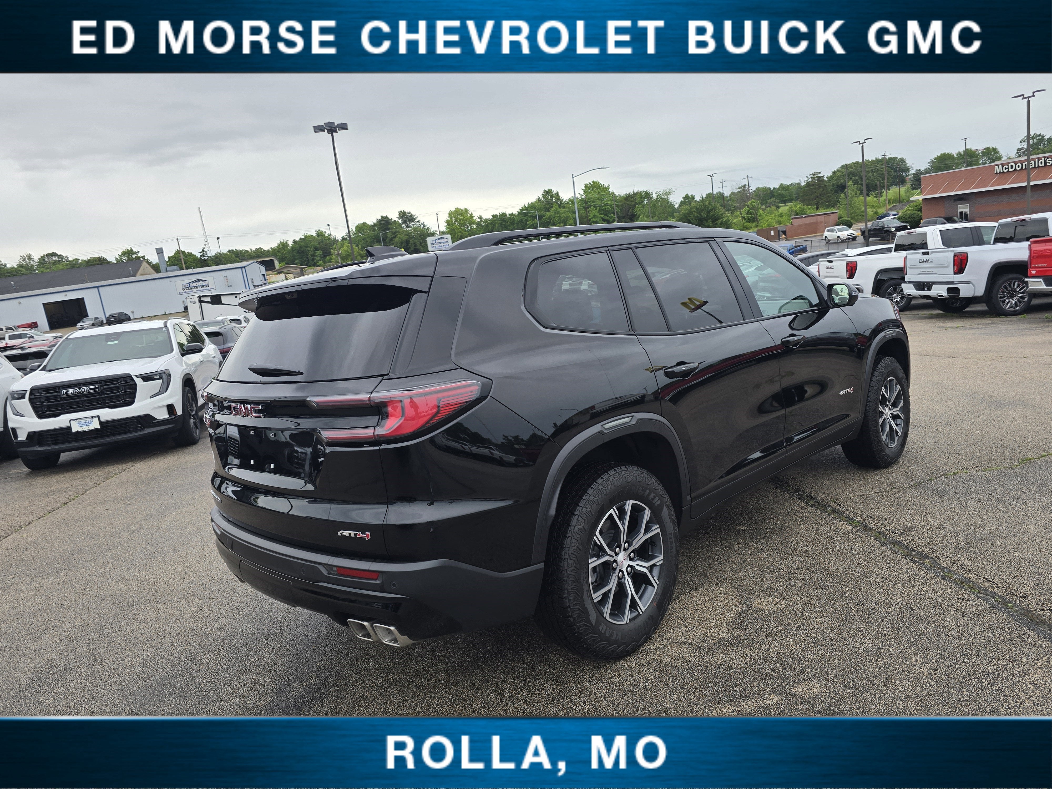 2026 GMC Acadia AT4