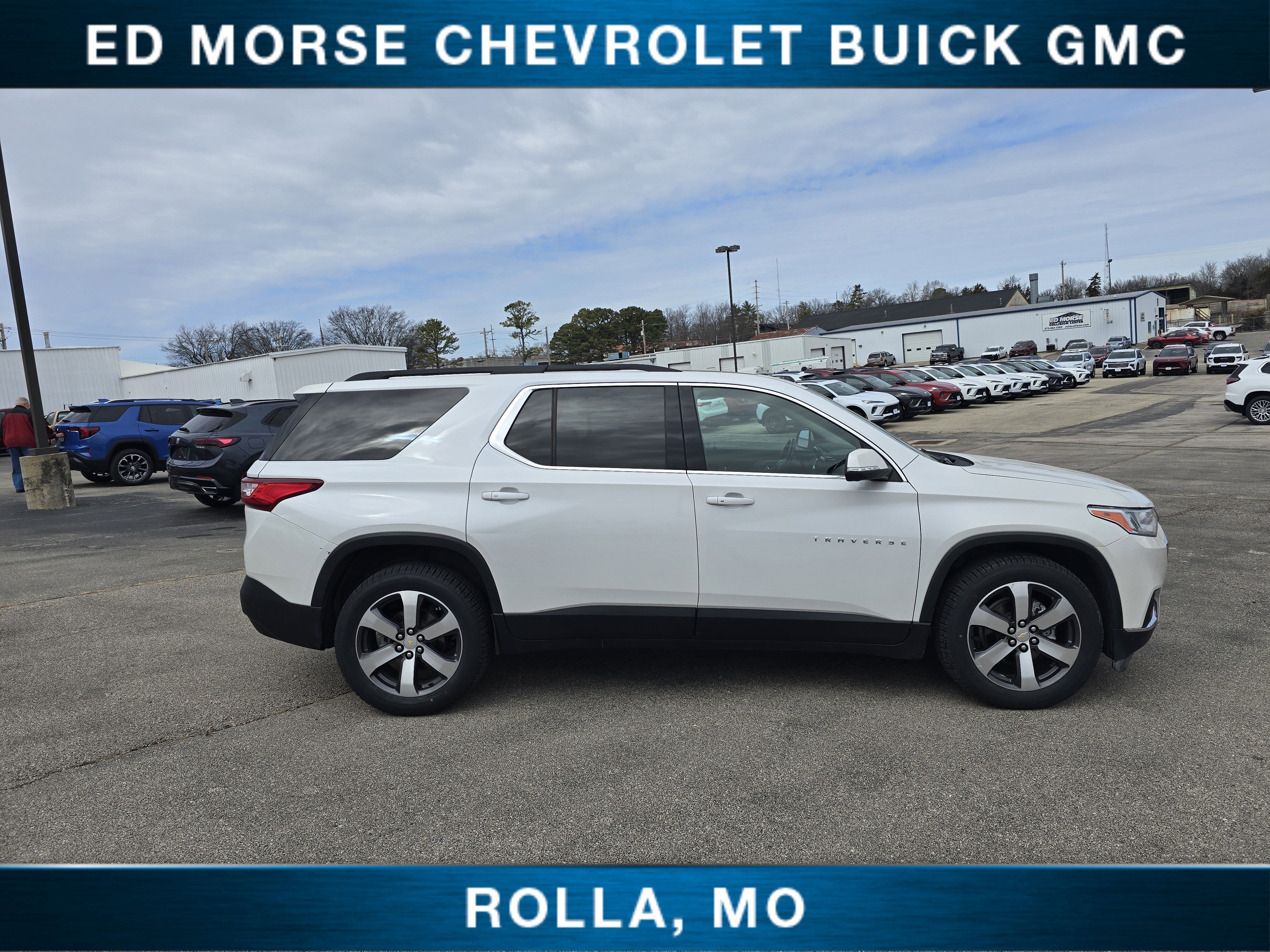 2021 Chevrolet Traverse LT Leather