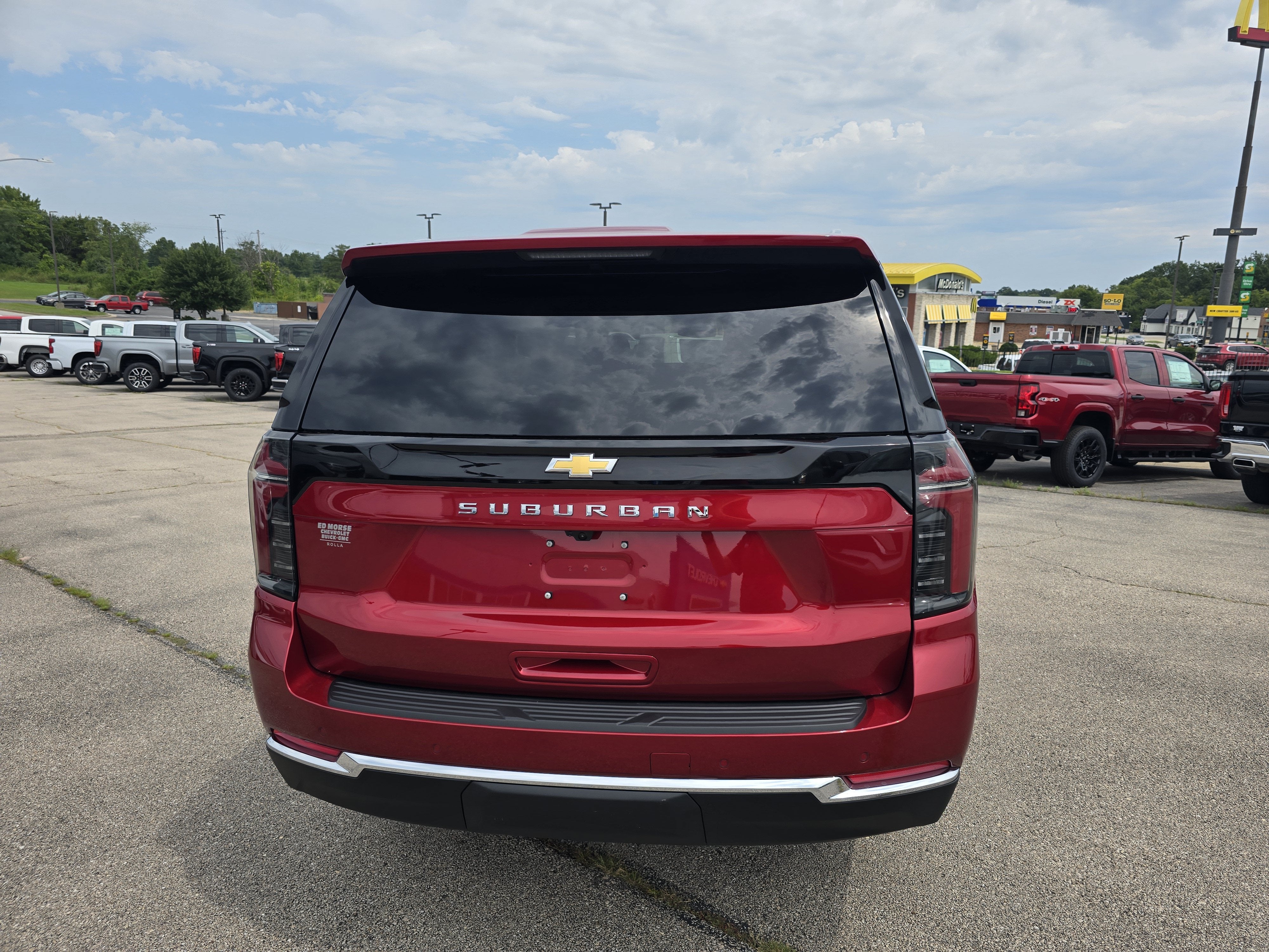 2026 Chevrolet Suburban LS