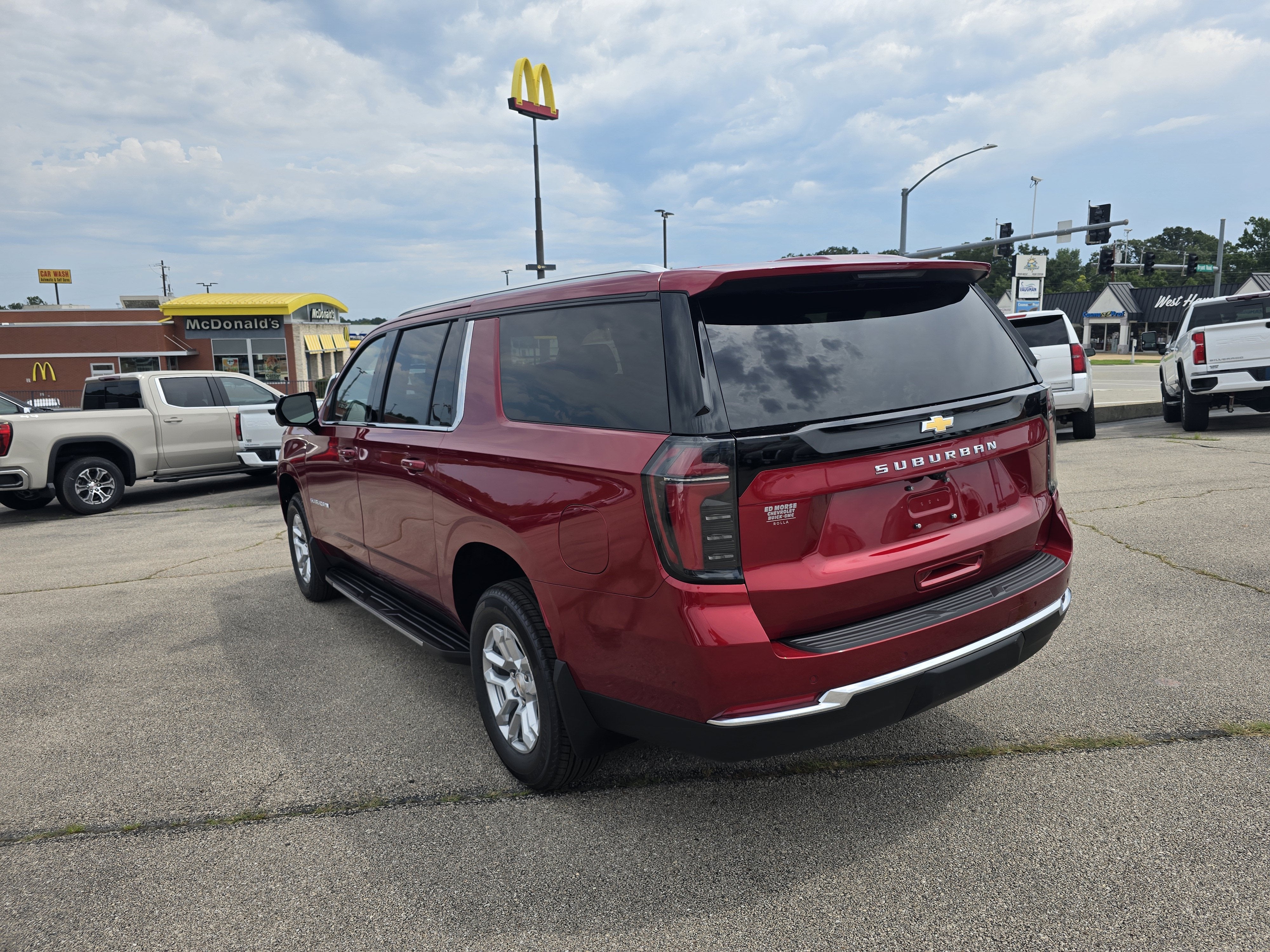 2026 Chevrolet Suburban LS