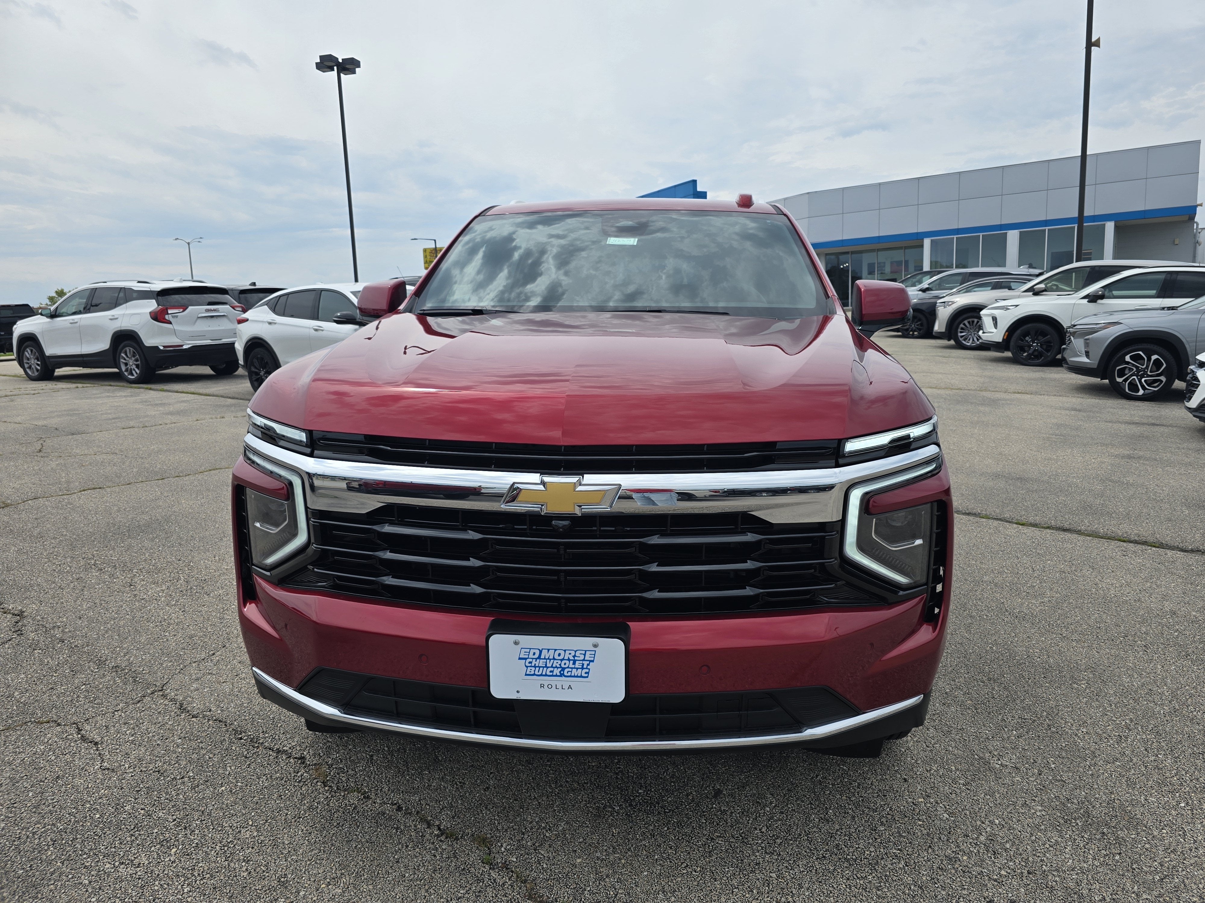 2026 Chevrolet Suburban LS