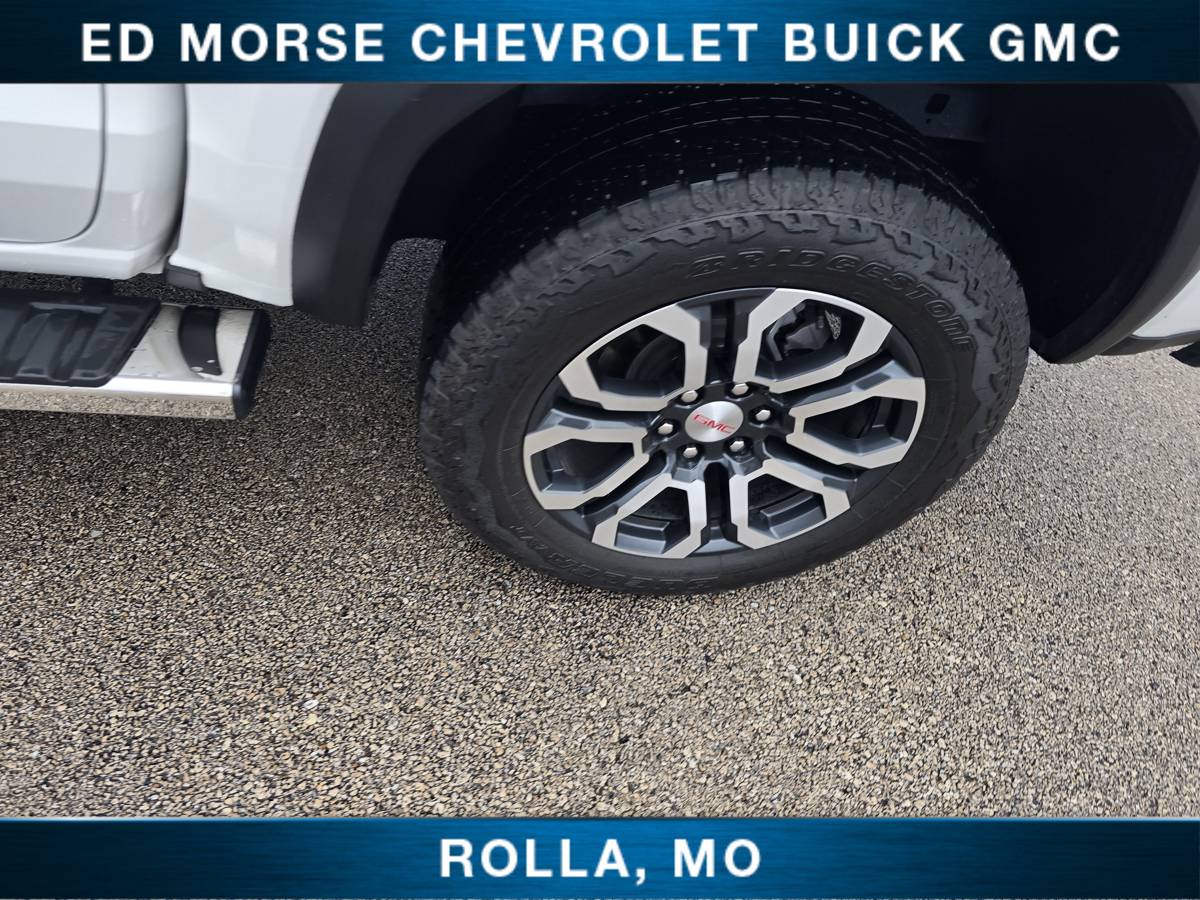 2024 GMC Canyon AT4