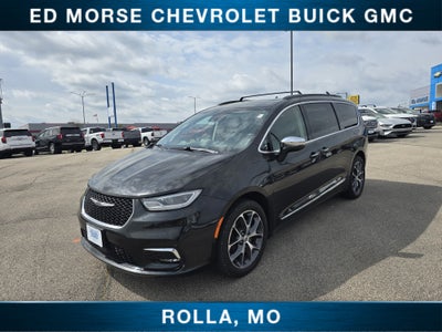 2022 Chrysler Pacifica Limited AWD