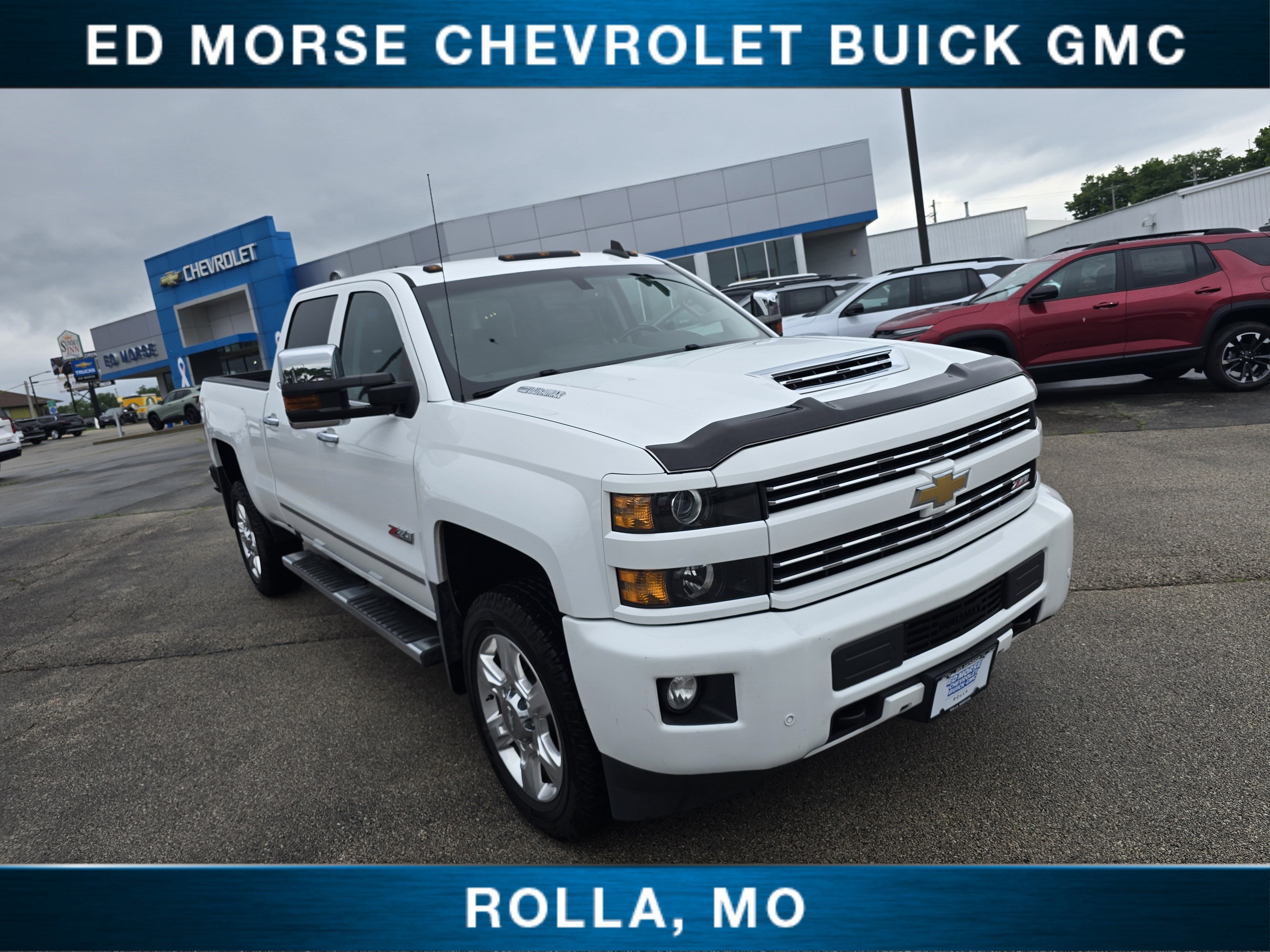 2025 Chevrolet Silverado 1500 RST 4X4 Crew Cab Short Box's photo