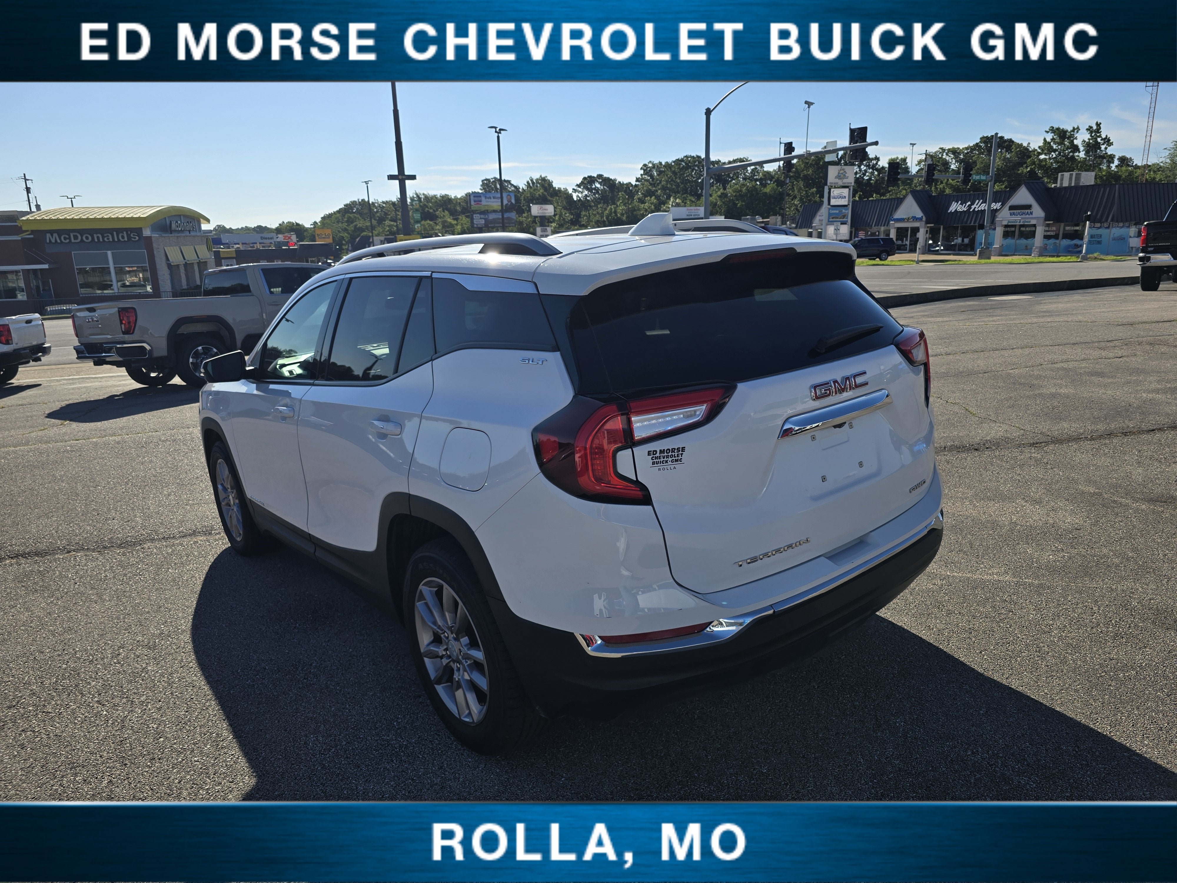 2024 GMC Terrain SLT