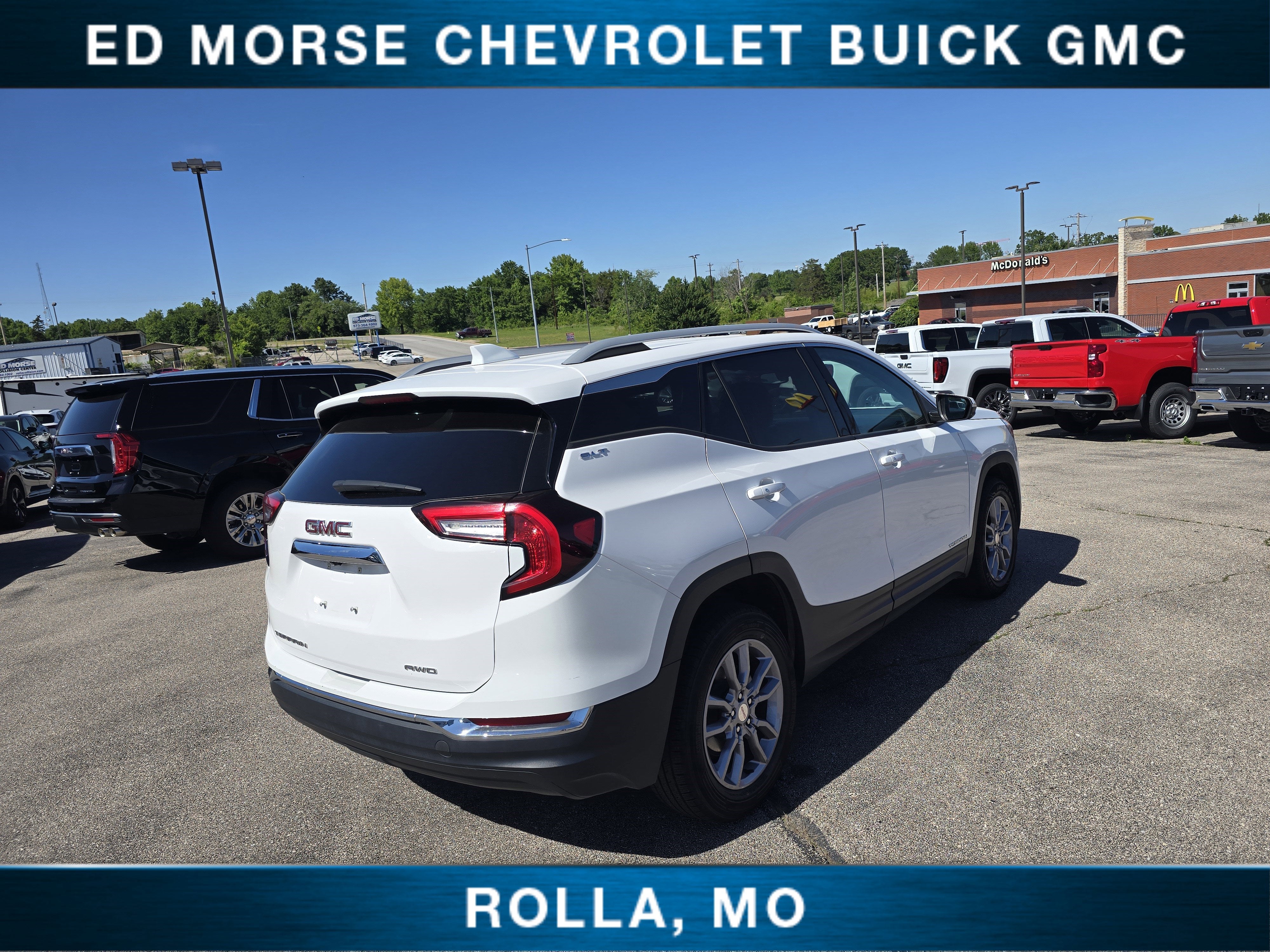 2024 GMC Terrain SLT