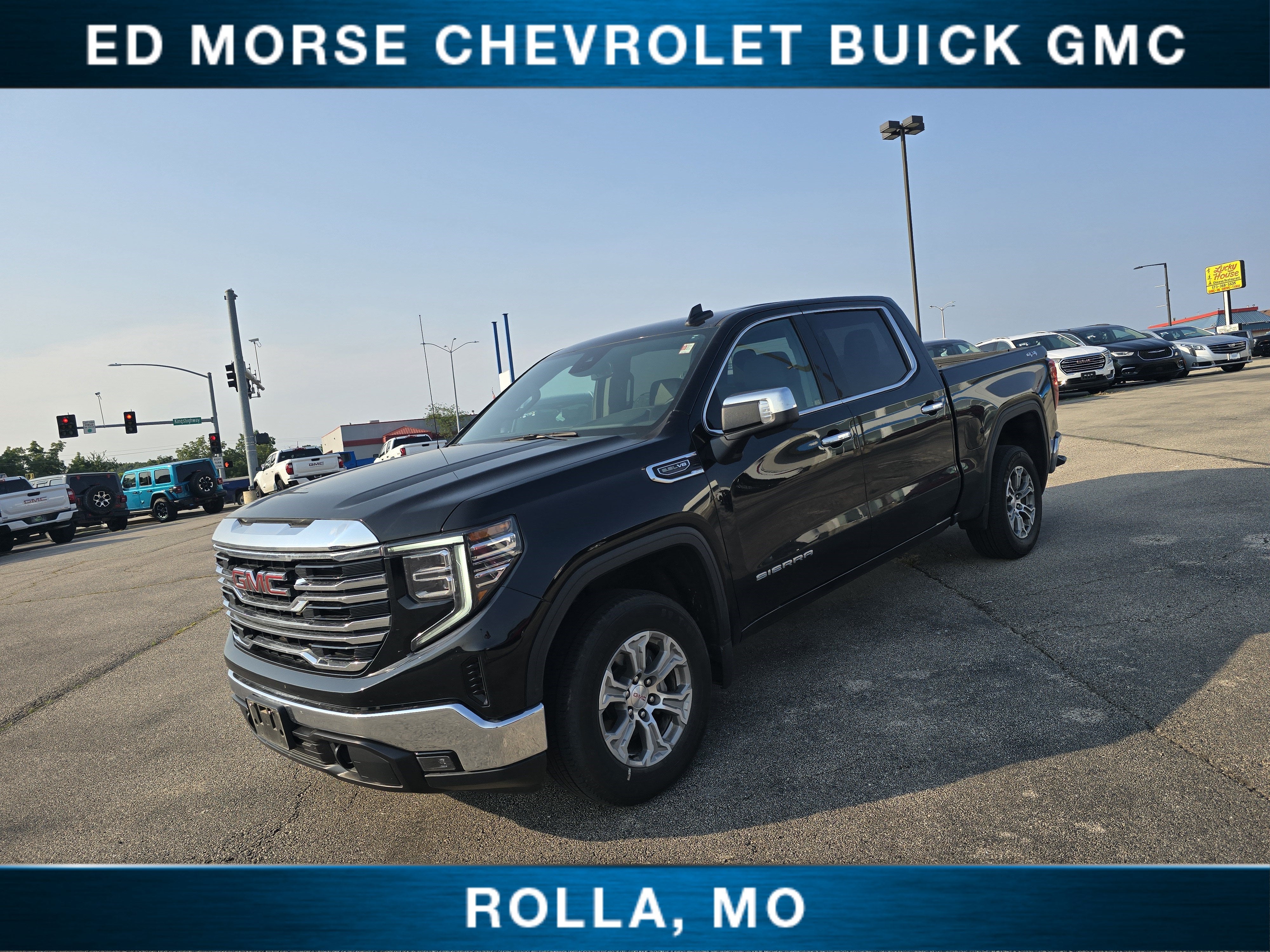 2025 GMC Sierra 1500 SLT