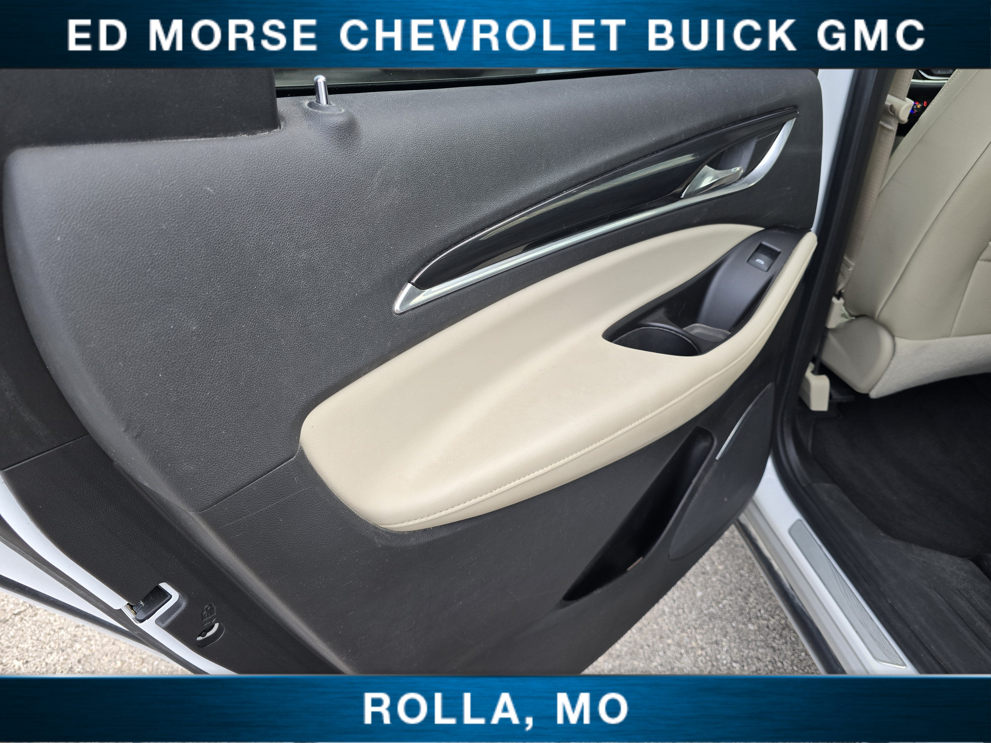2020 Buick Enclave Essence