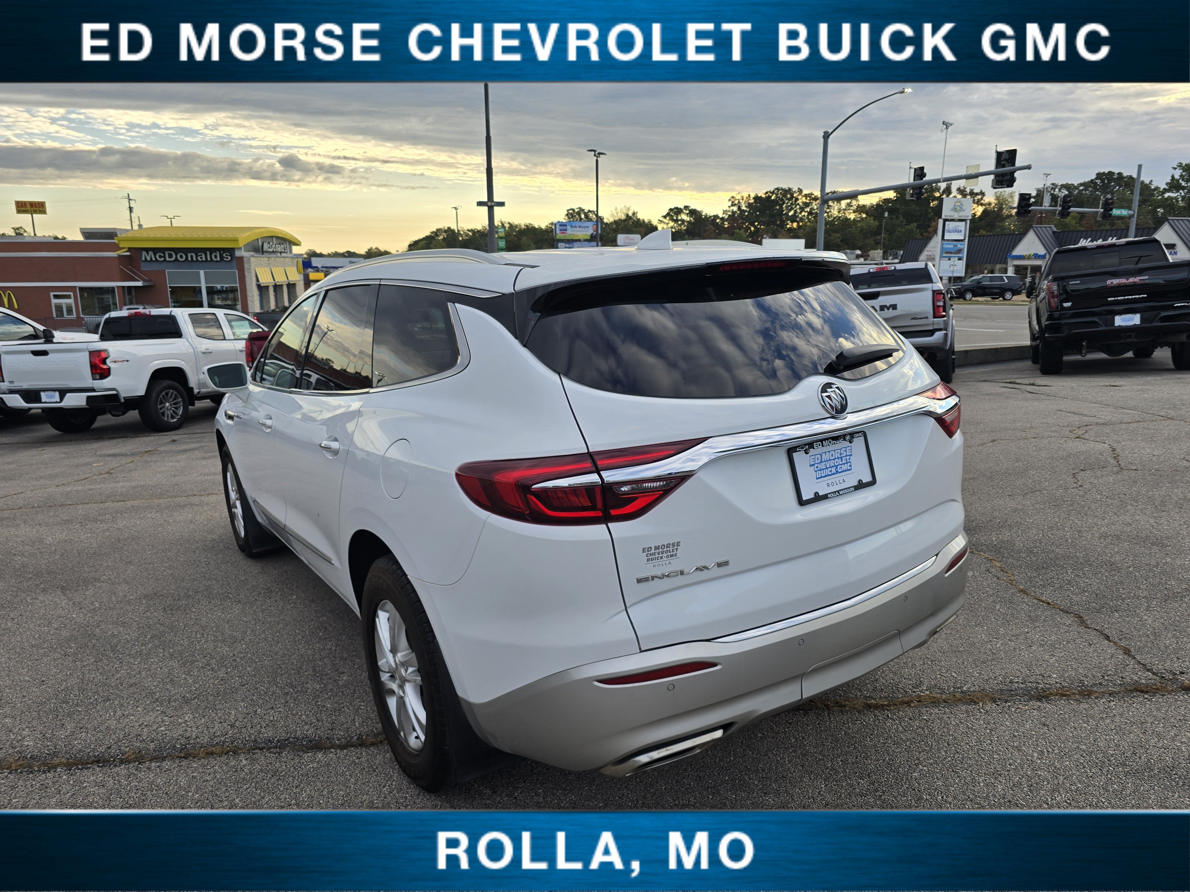 2020 Buick Enclave Essence