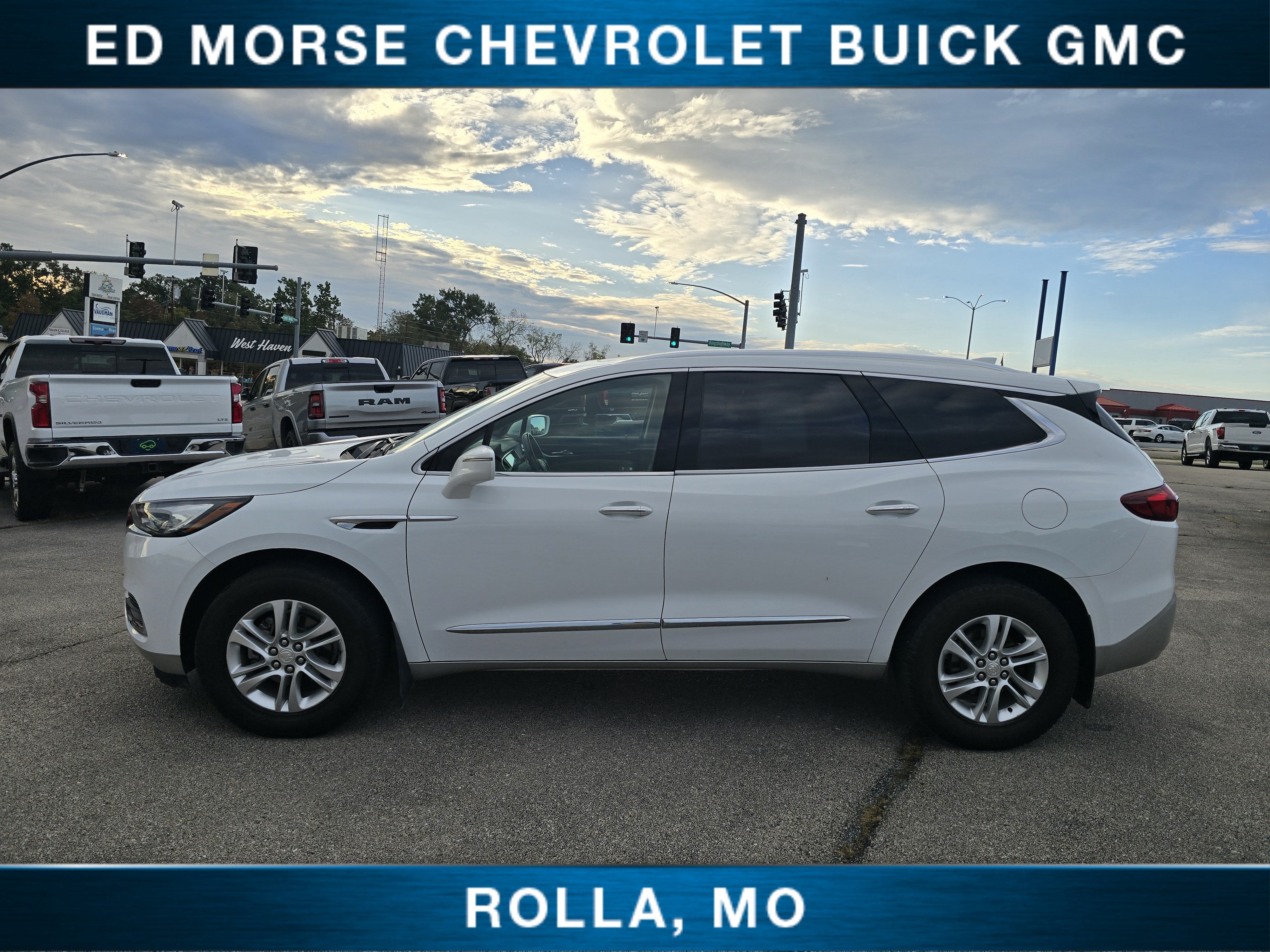2020 Buick Enclave Essence