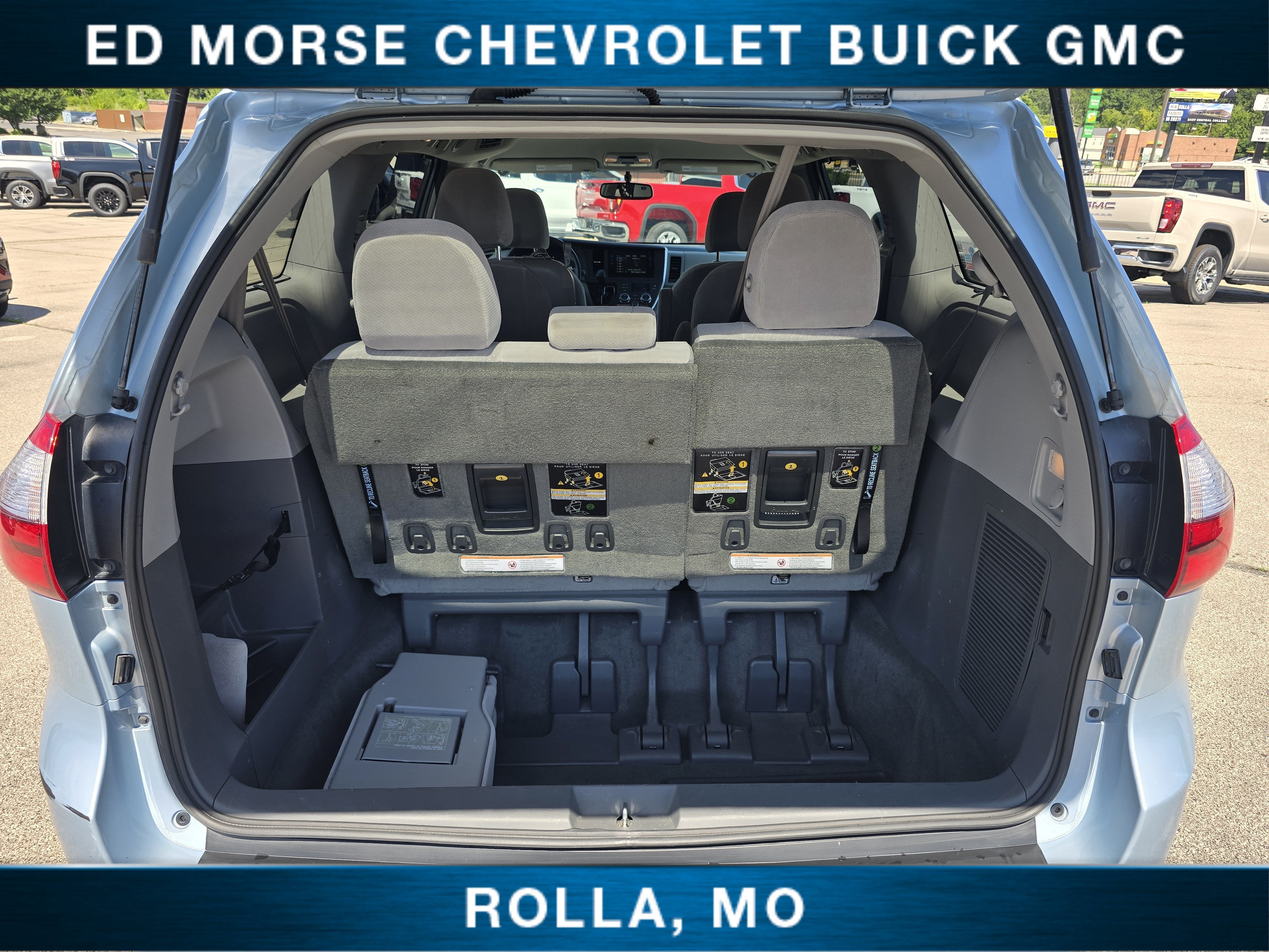 2017 Toyota Sienna LE 8 Passenger