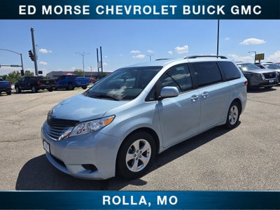 2017 Toyota Sienna LE 8 Passenger