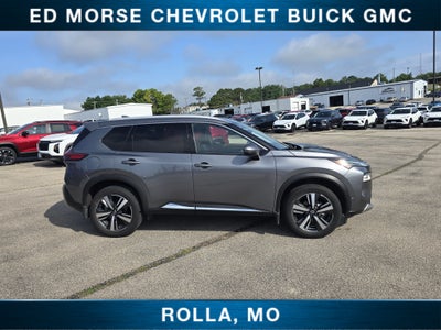 2023 Nissan Rogue Platinum FWD